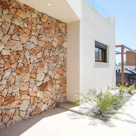 Georgia Villa *